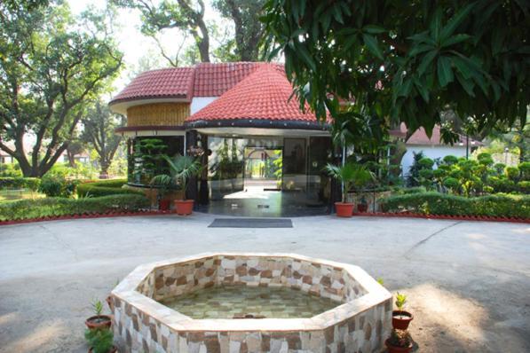 Corbett Leela Vilas Hotell Corbett National Park Eksteriør bilde